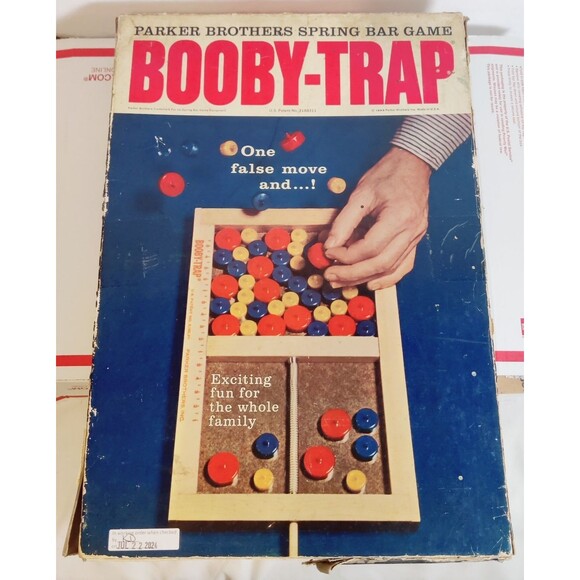 Vintage 1965 BOOBY TRAP wood board spring trap skill game Original Box Working - Picture 10 of 12